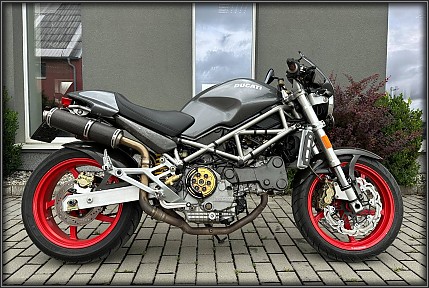 Ducati Monster S4